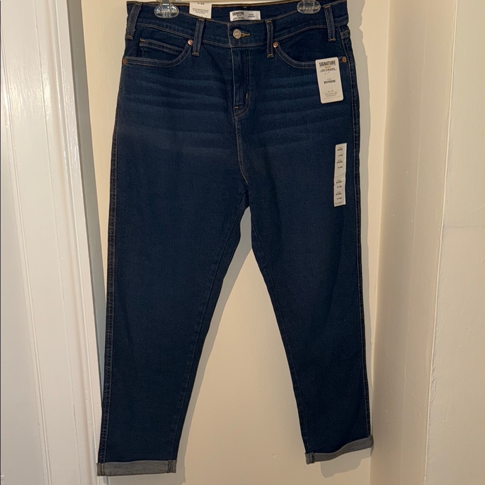 Levi Cropped Jeans